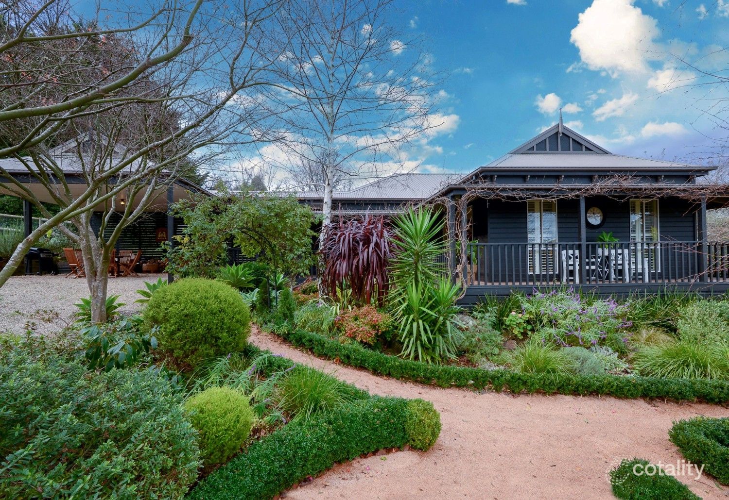 7 Shirley Ave, Warburton, VIC 3799