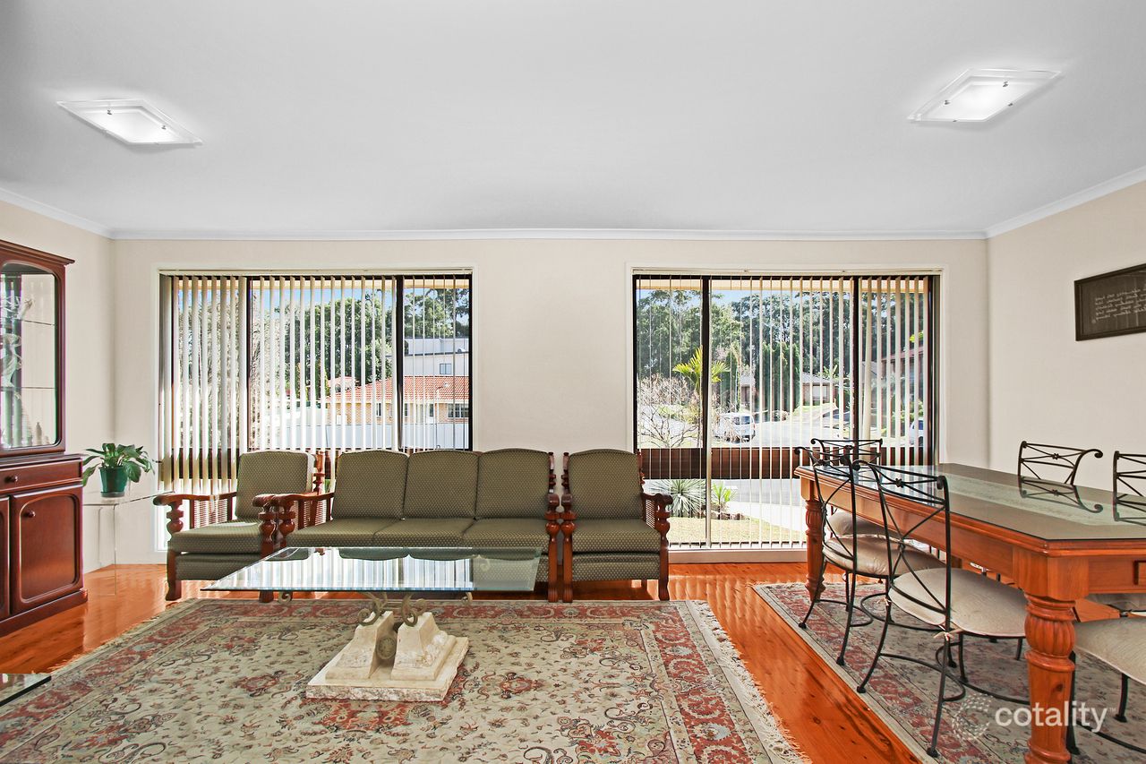 18 Opal Pl, Bossley Park, NSW 2176