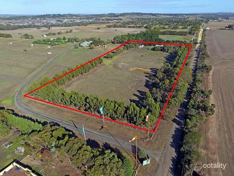122-140 Burvilles Rd, Armstrong Creek, VIC 3217