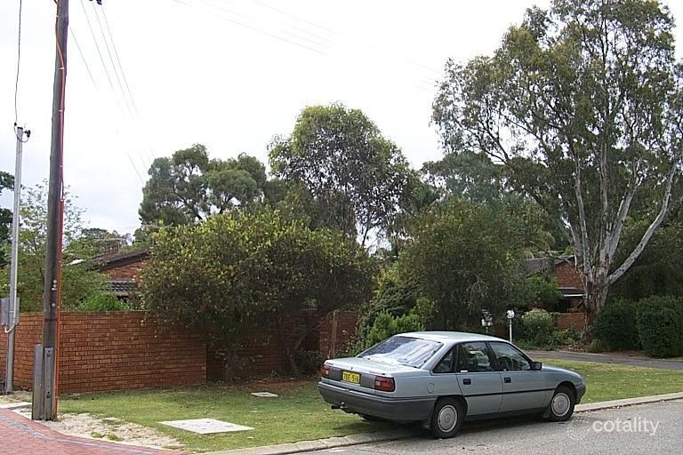 2/19 Hindmarsh Ave, Yokine, WA 6060