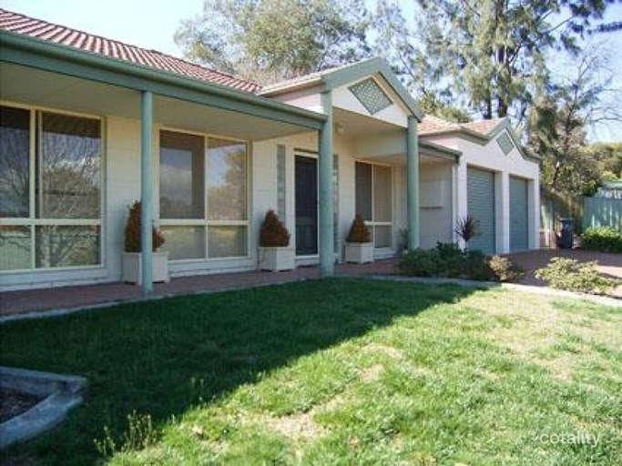 58 Southern View Dr, West Albury, NSW 2640