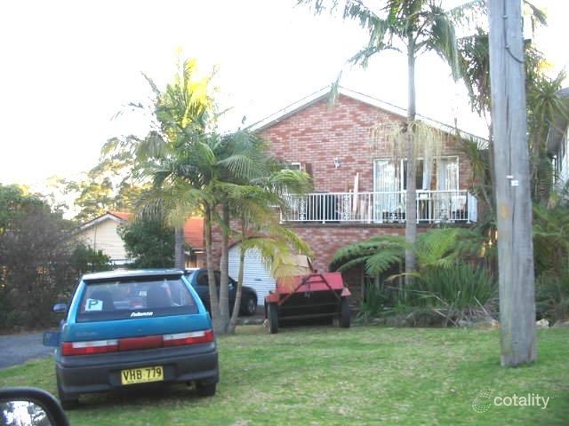 27 River St, Springfield, NSW 2250