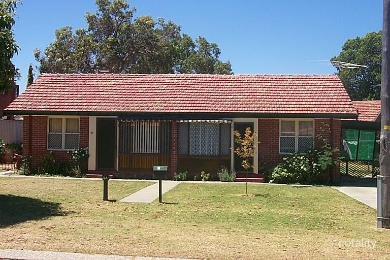 2 Hodges Pl, Innaloo, WA 6018