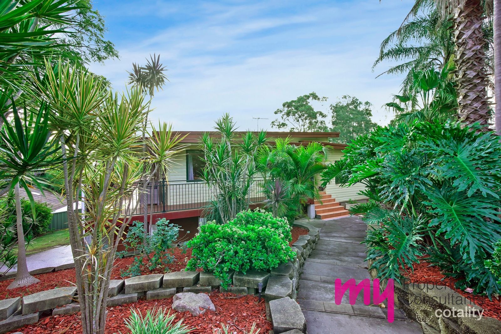 13 Guise Rd, Bradbury, NSW 2560