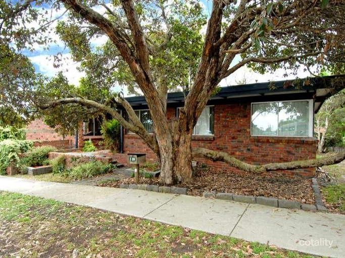 39 Yertchuk Ave, Ashwood, VIC 3147