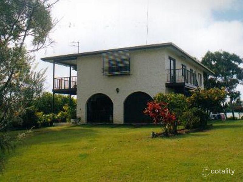39 Hackett Ct, Campwin Beach, QLD 4737