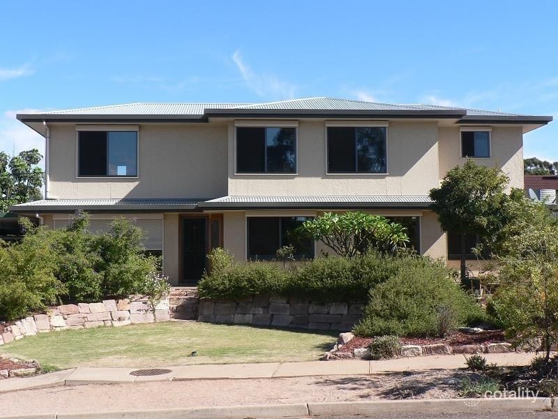2 Naisbitt St, Port Augusta, SA 5700