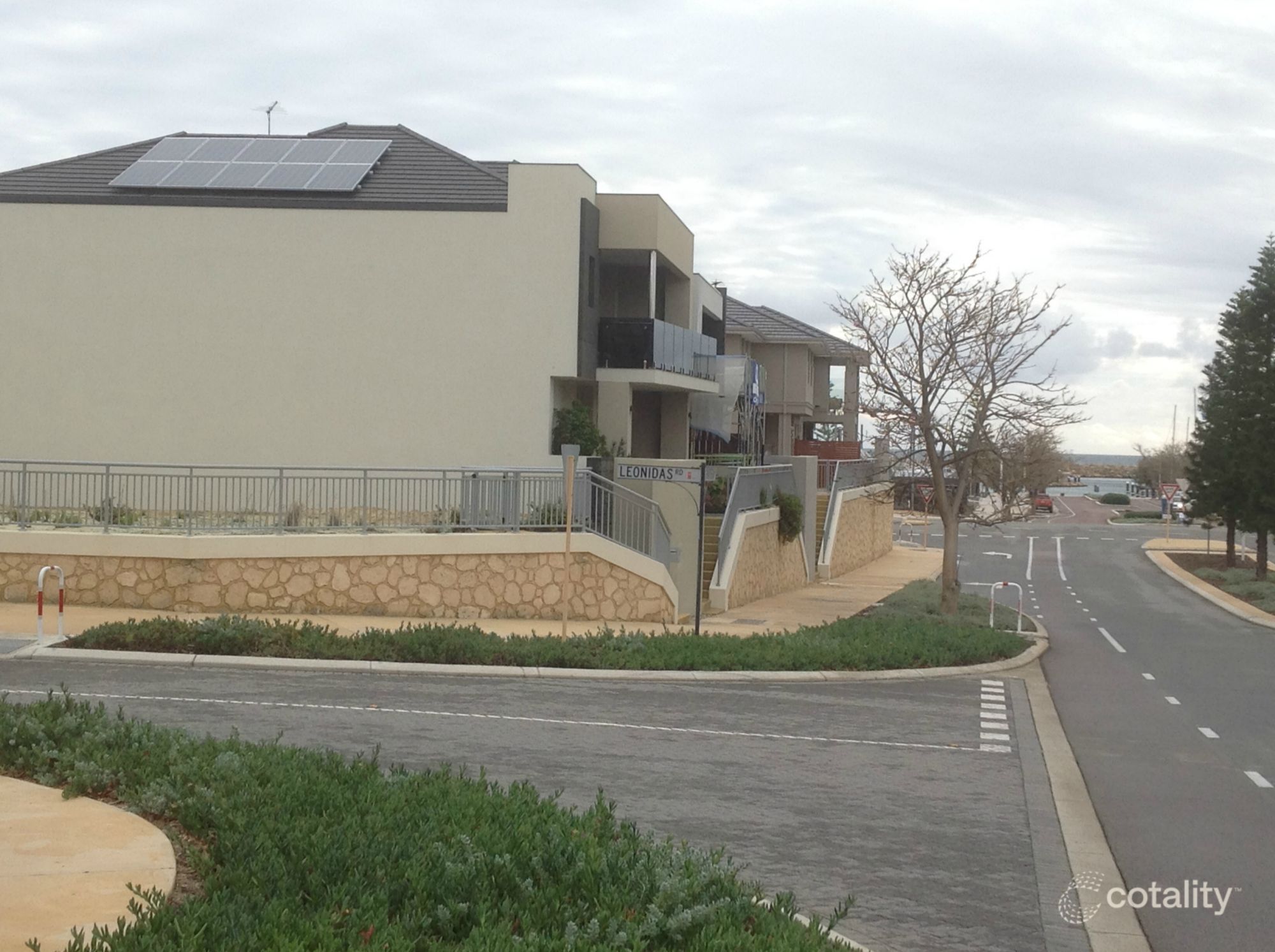 39 Pantheon Ave, North Coogee, WA 6163