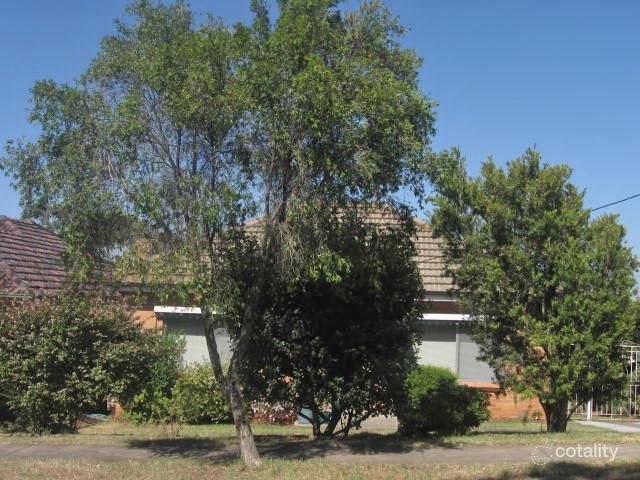 5 Summit Ave, Oak Park, VIC 3046