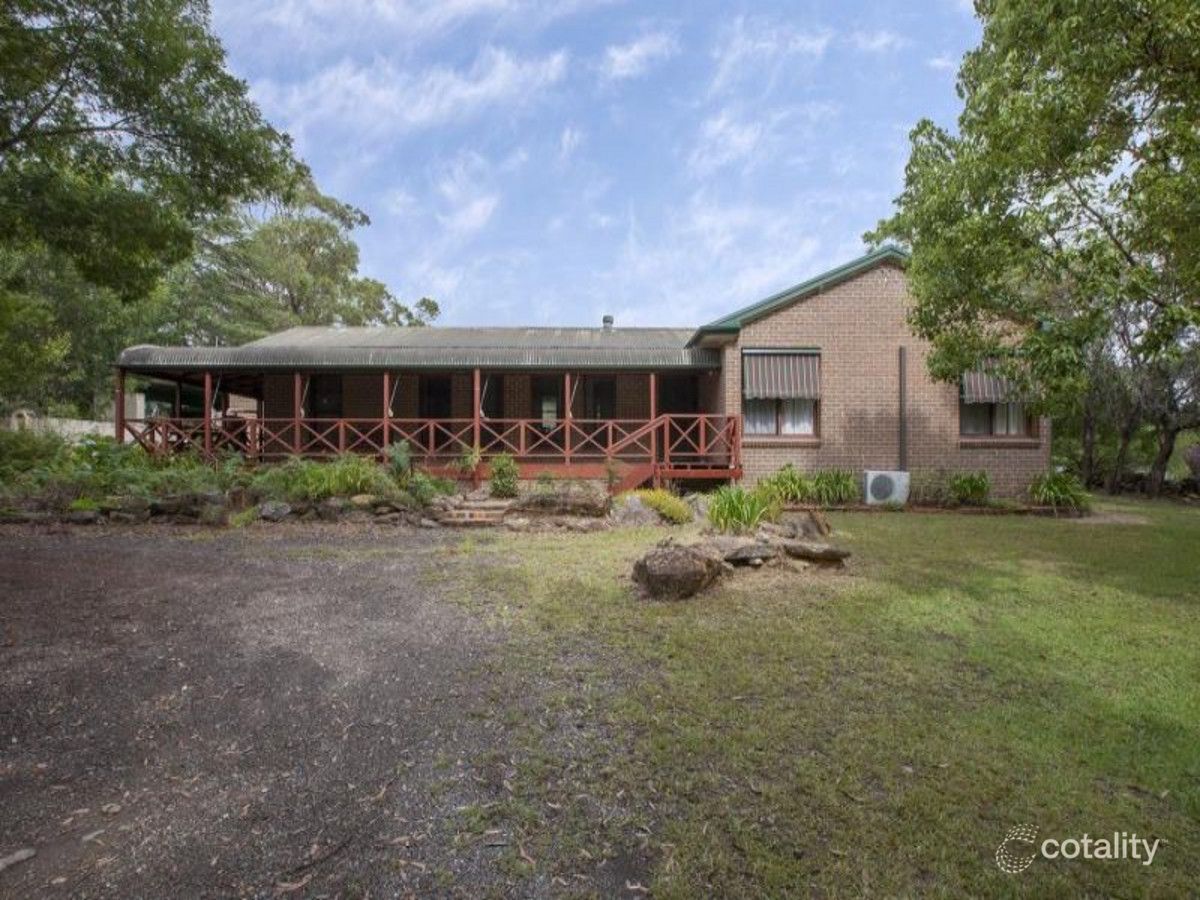 76 Chapman Pde, Faulconbridge, NSW 2776