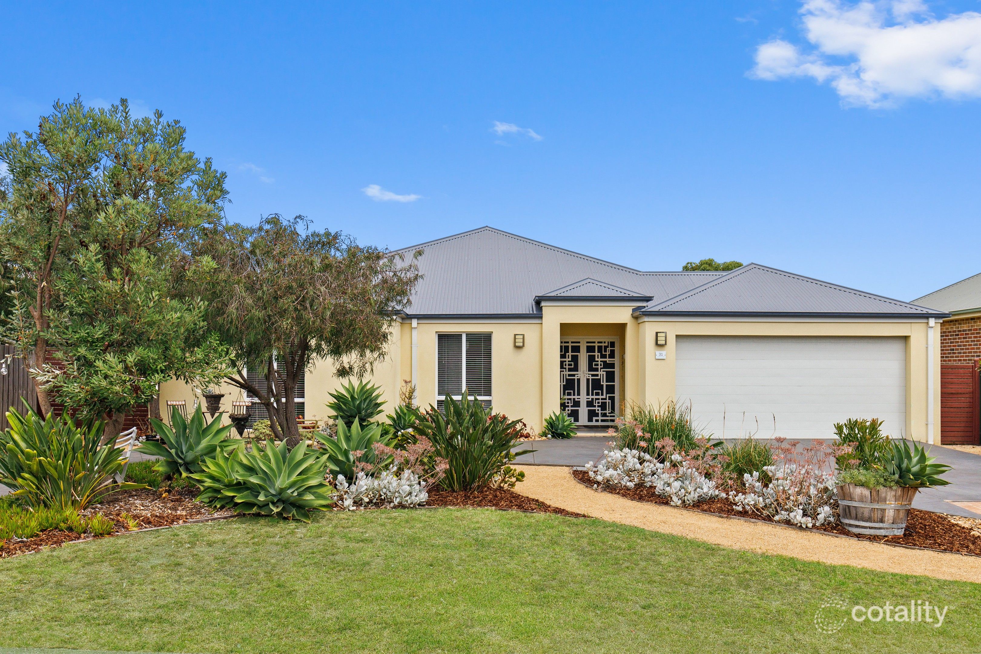 31 Somerset Pl, Safety Beach, VIC 3936