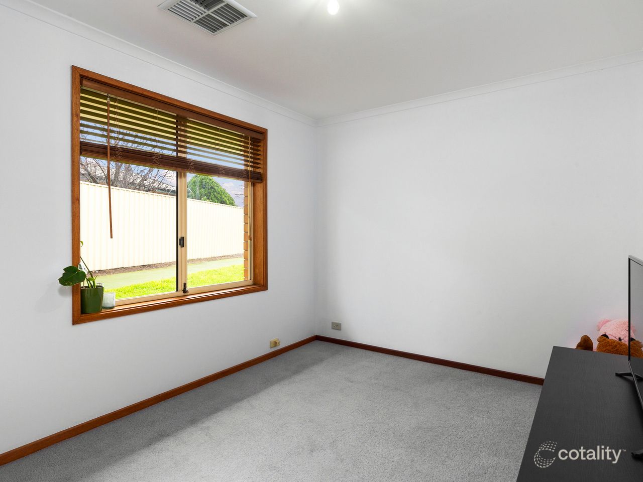 15 Joseph Way, Woodcroft, SA 5162