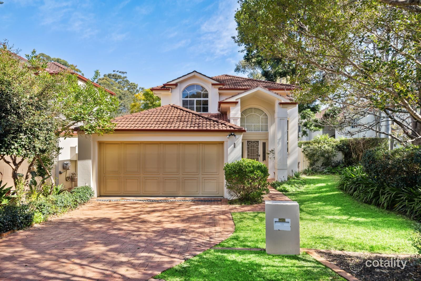 1 Cates Pl, St Ives, NSW 2075