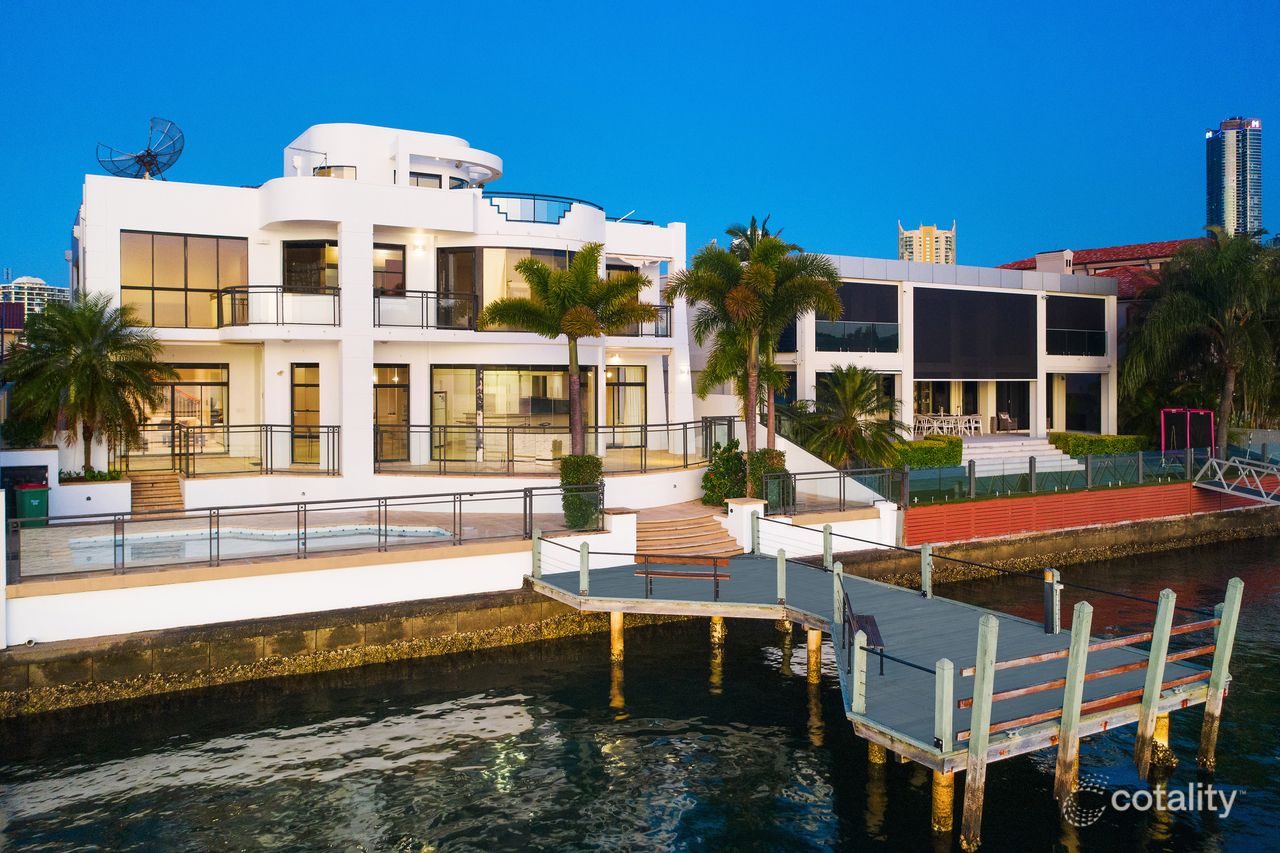 90 Admiralty Dr, Surfers Paradise, QLD 4217