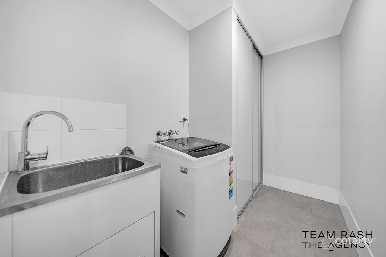 14/11 Bakana Loop, Landsdale, WA 6065