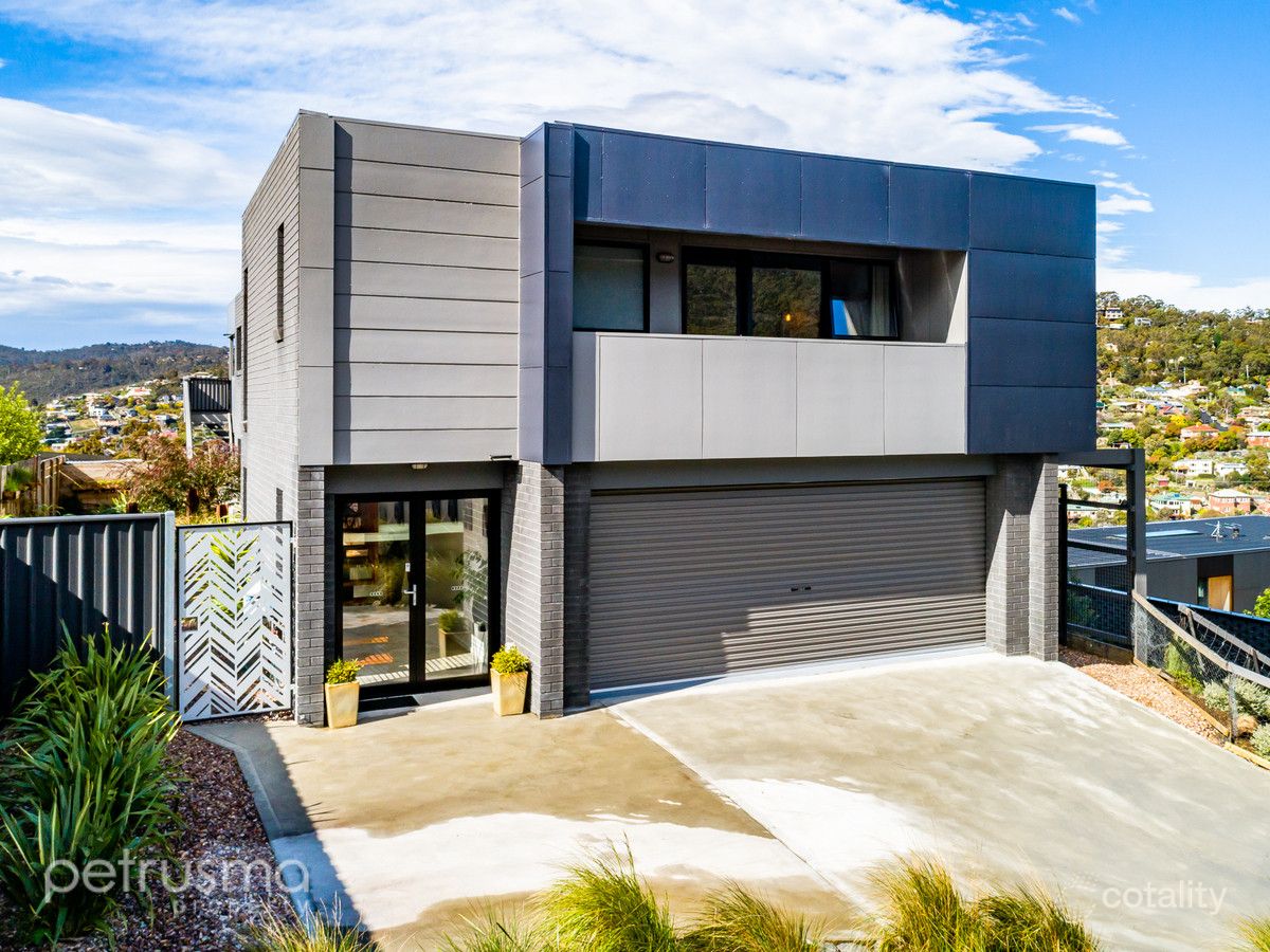 4 Stevens Farm Dr, West Hobart, TAS 7000