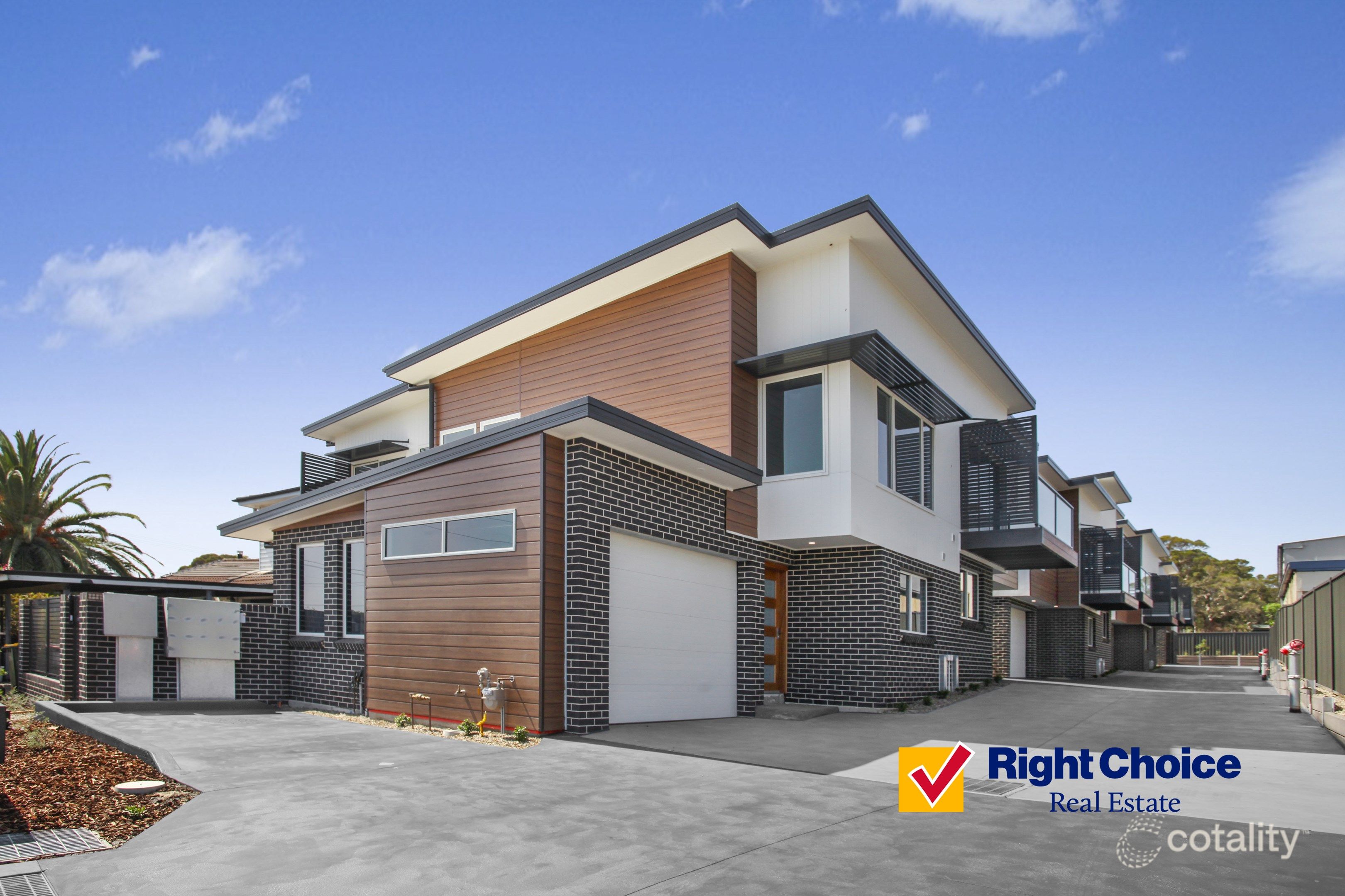 2/243 Tongarra Rd, Albion Park, NSW 2527