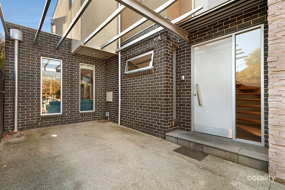 6a Penleigh Ct, St Kilda East, VIC 3183
