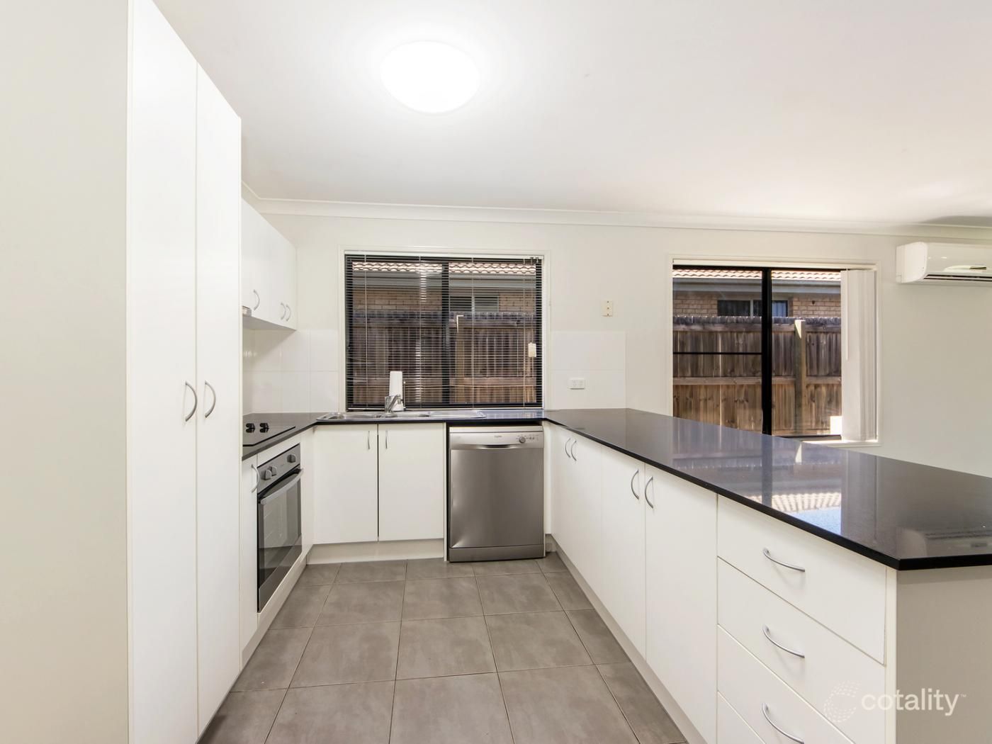 23 Belle Ct, Redbank, QLD 4301
