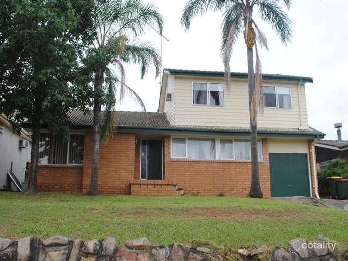 66 Guise Rd, Bradbury, NSW 2560