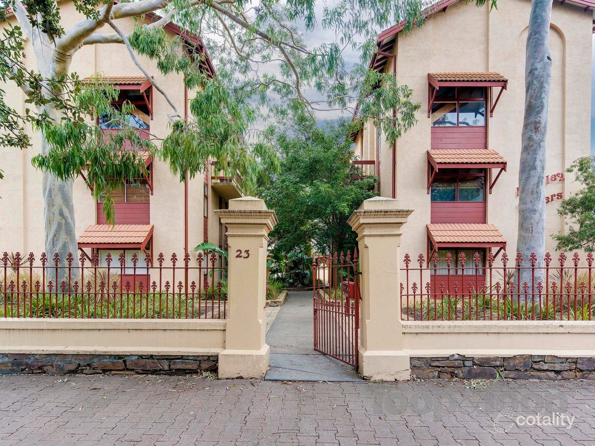 16/23 Moseley St, Glenelg, SA 5045