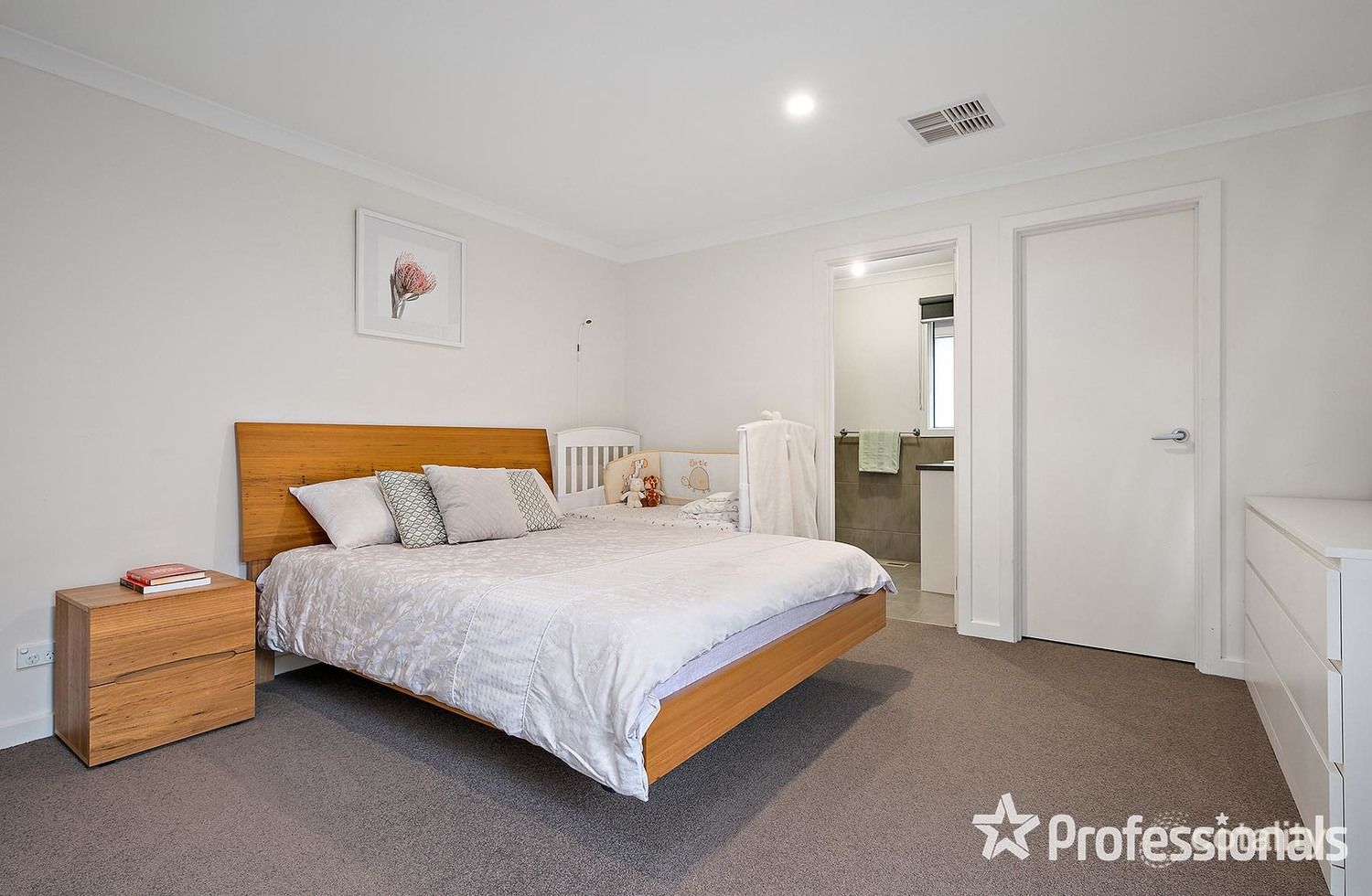 10a Chirnside Dr, Chirnside Park, VIC 3116