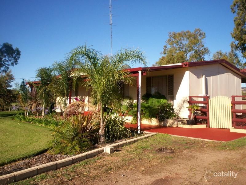 75 Richardson Rd, Waroona, WA 6215