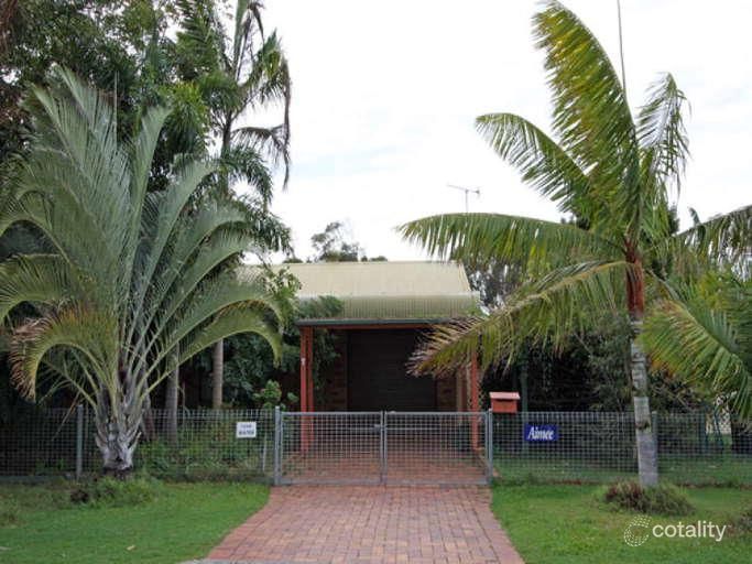 7 Aimee Dr, Urangan, QLD 4655