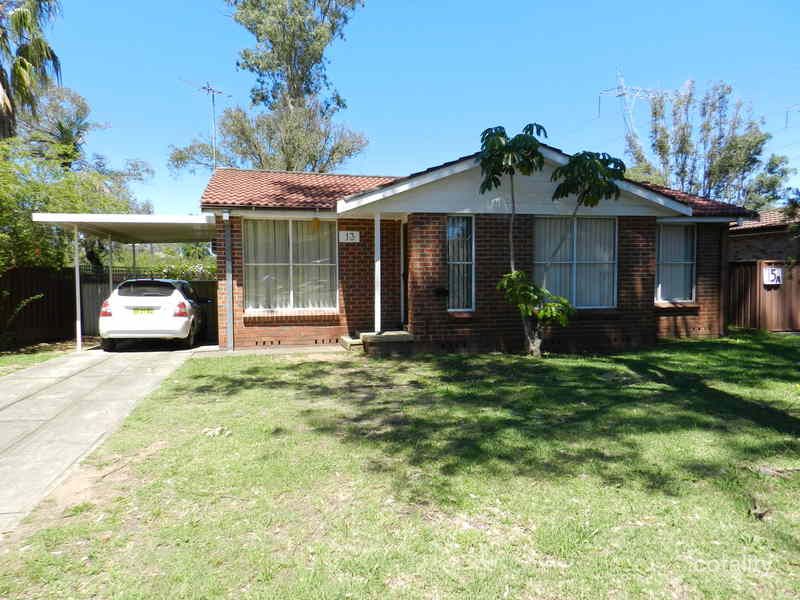 13 Lockwood Gr, Bidwill, NSW 2770