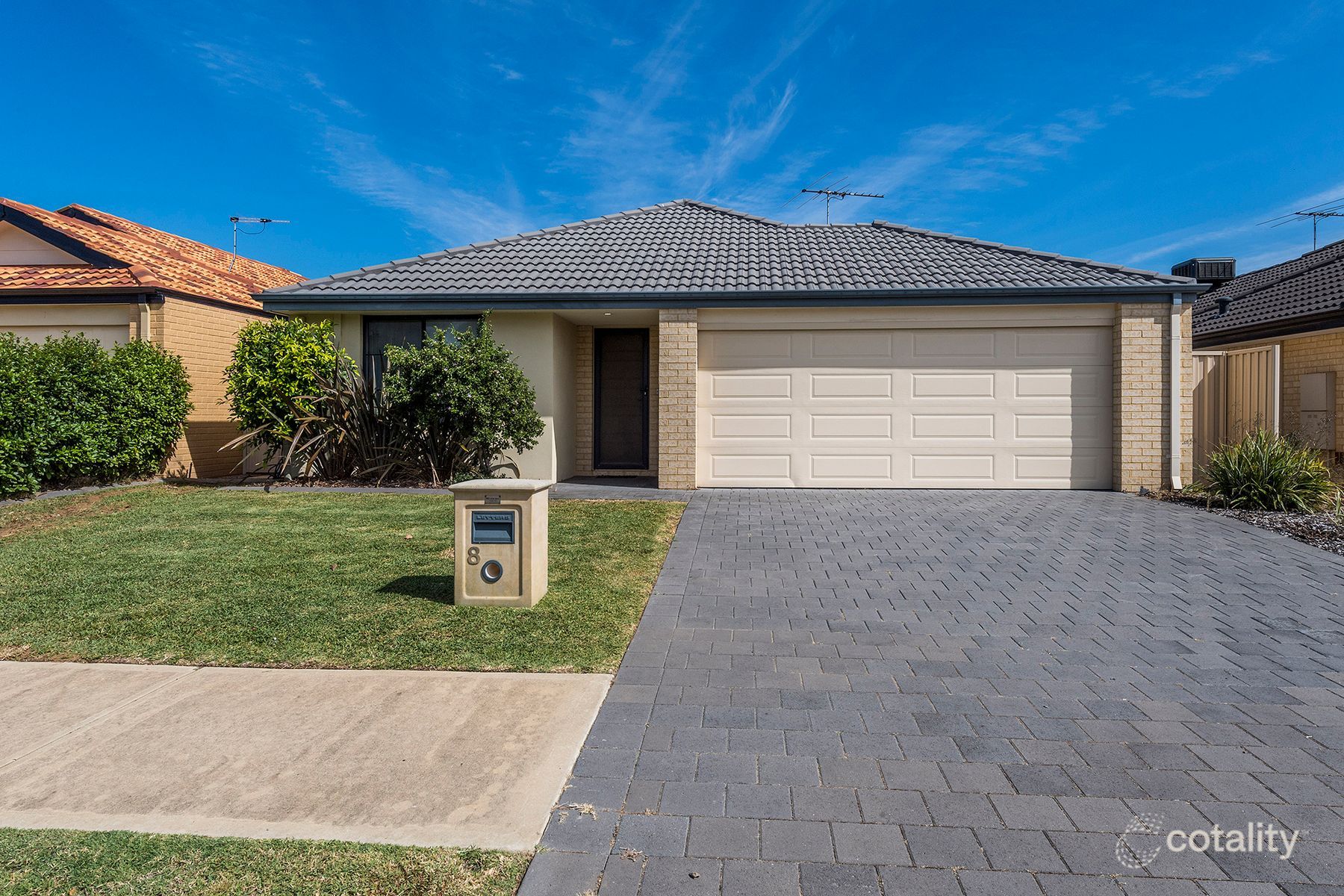 8 Kirra Rd, Secret Harbour, WA 6173