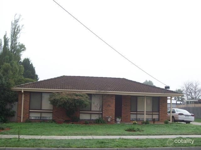 2/21 Ivan Cres, Hampton Park, VIC 3976