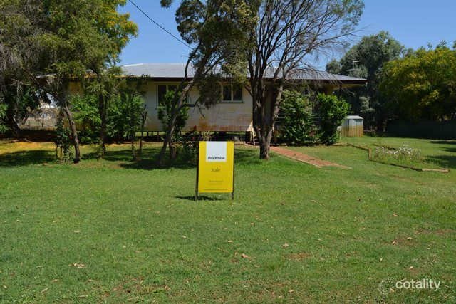 32 Edward St, Tambo, QLD 4478