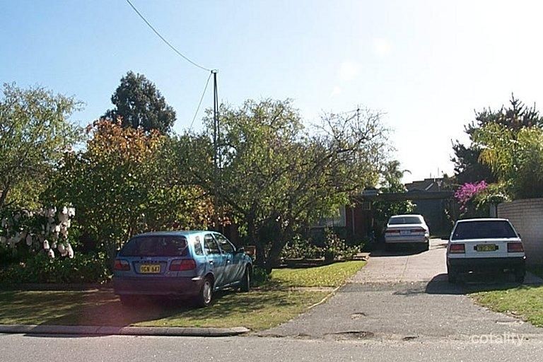 8 Mclean St, Dianella, WA 6059