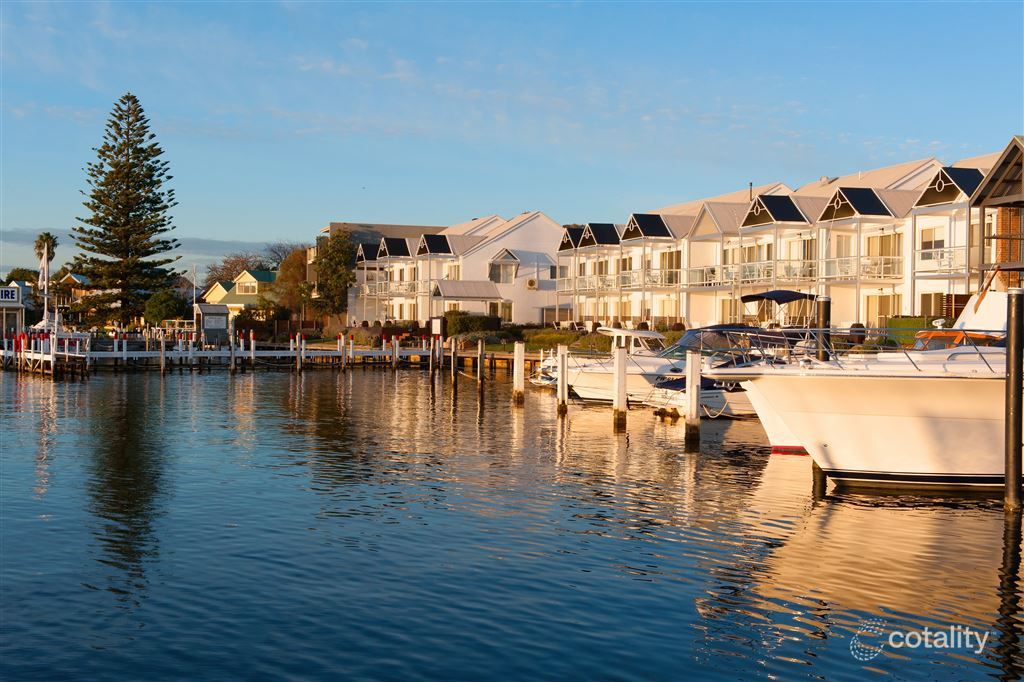 18/44-48 Metung Rd, Metung, VIC 3904