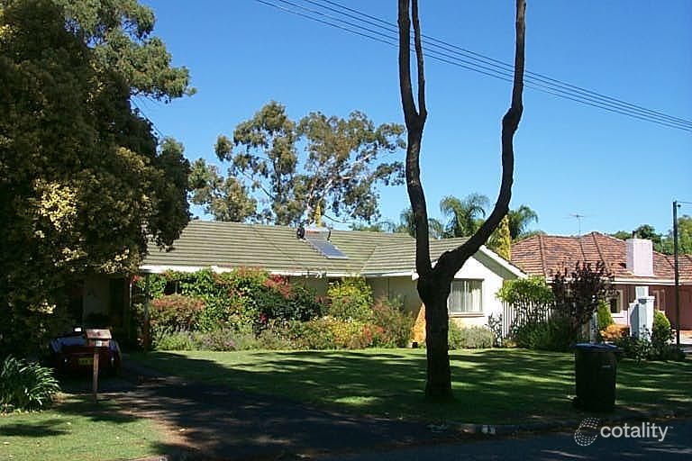 8 Rookwood St, Mount Pleasant, WA 6153