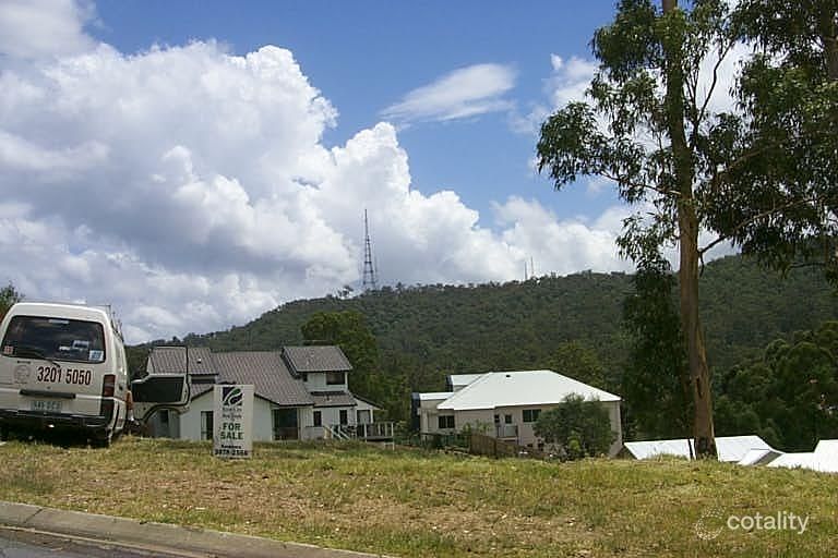 69 Ngeringa Cres, Chapel Hill, QLD 4069