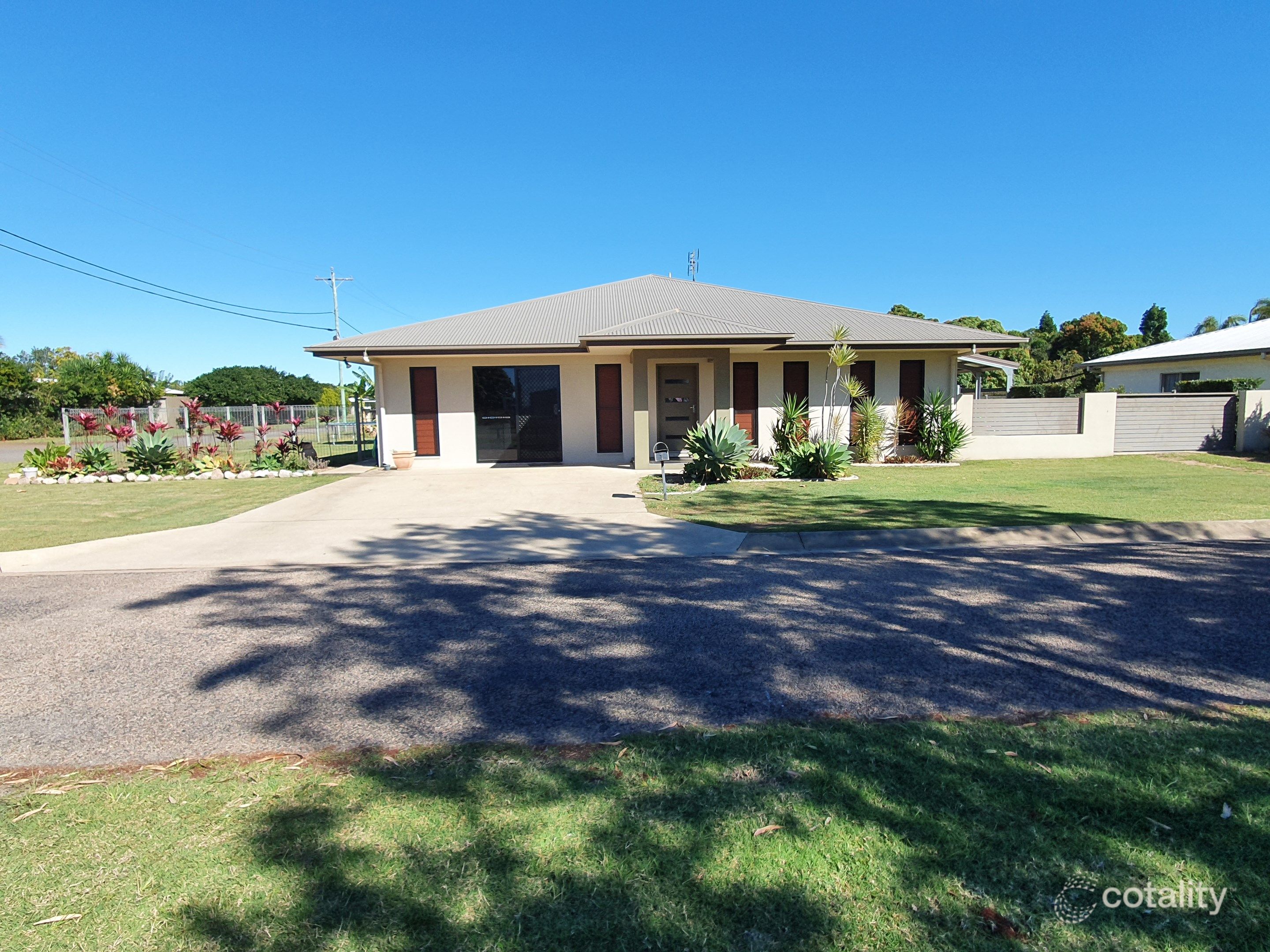 1 Lilliesmere Ct, Ayr, QLD 4807