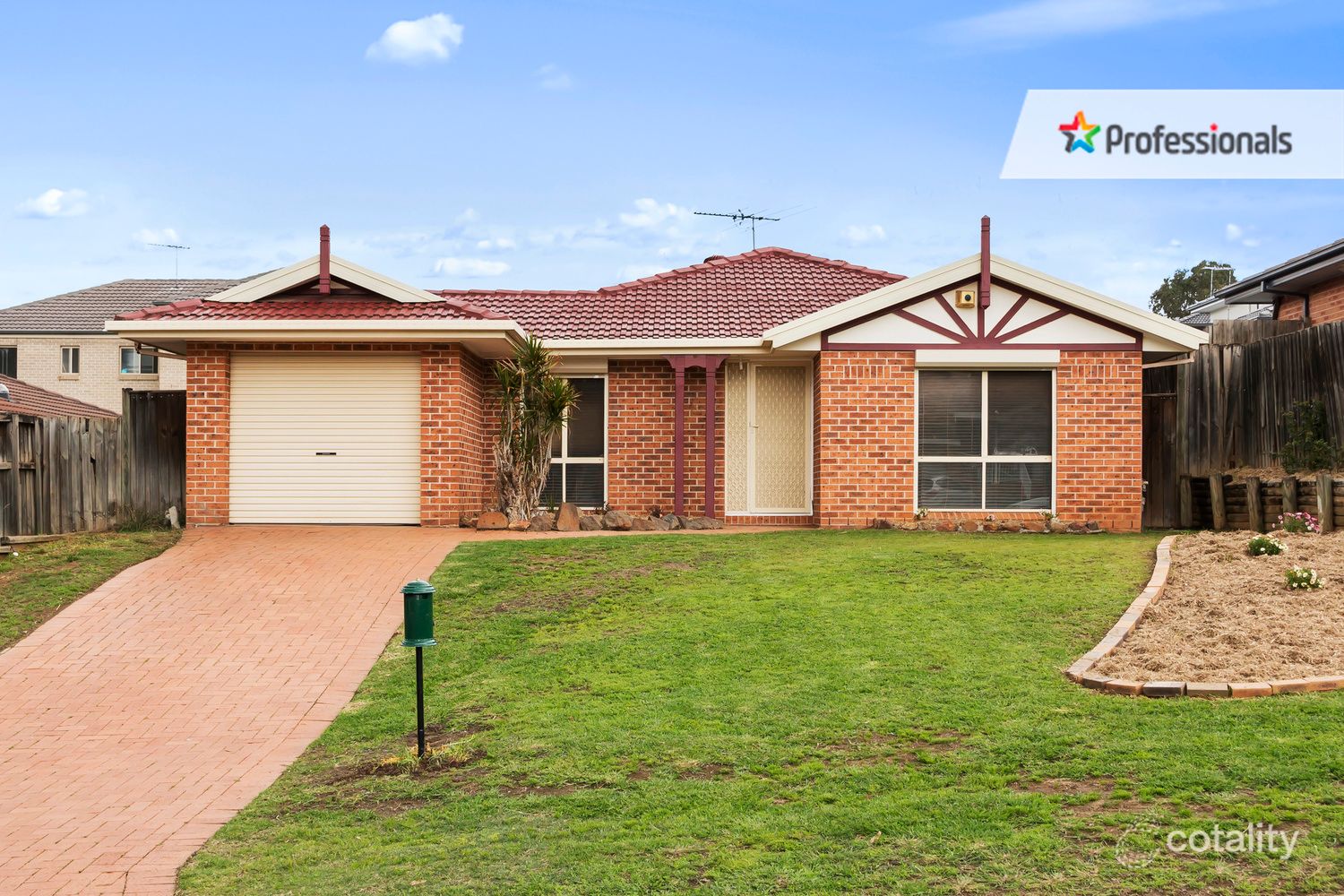 144 Leacocks Lane, Casula, NSW 2170