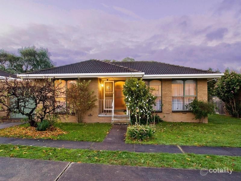 8/23 William Rd, Croydon, VIC 3136