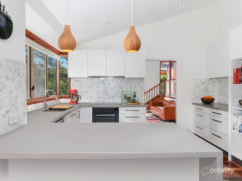 1 Sheringa Gr, Cordeaux Heights, NSW 2526