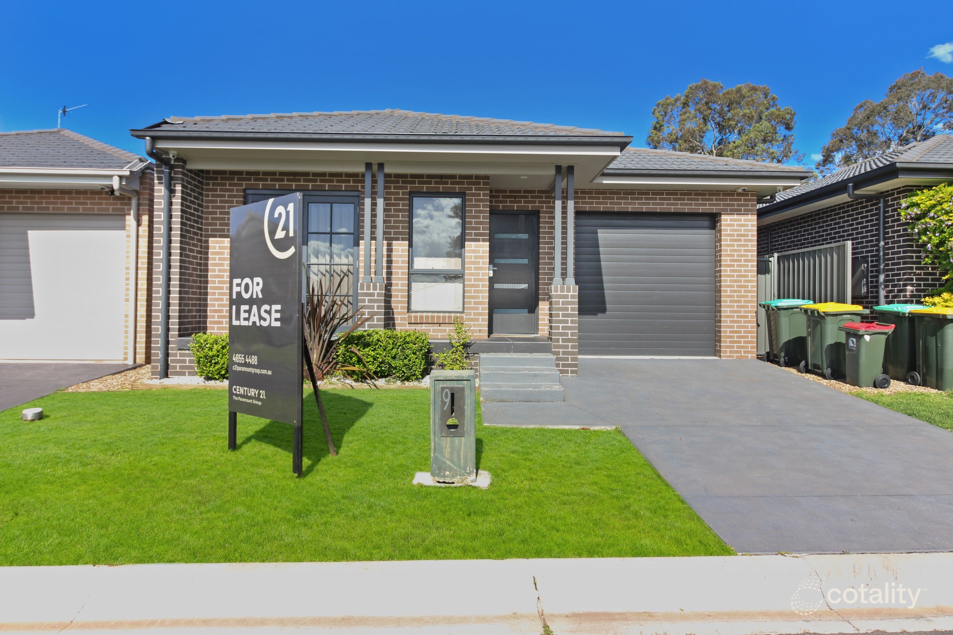 9 Winn Gr, Camden, NSW 2570