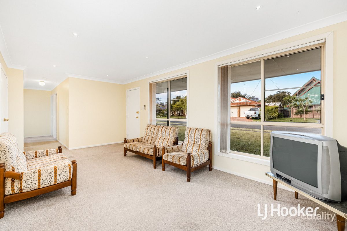 6 Coe Pl, Riverstone, NSW 2765
