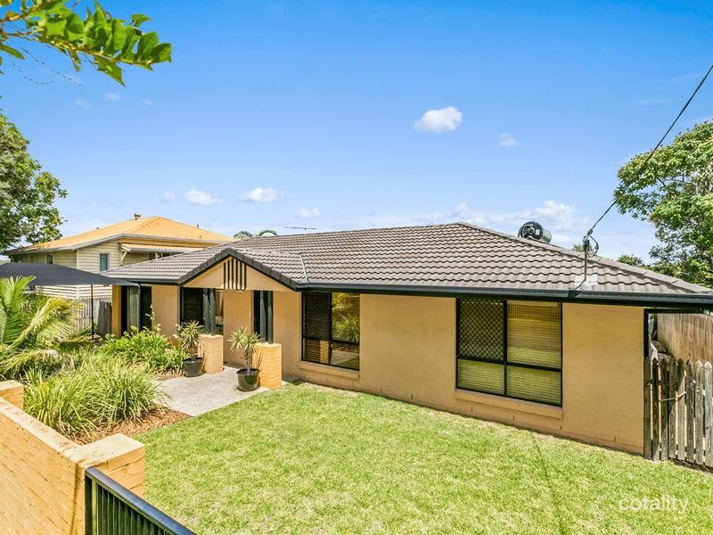 17 Cricket St, Coopers Plains, QLD 4108