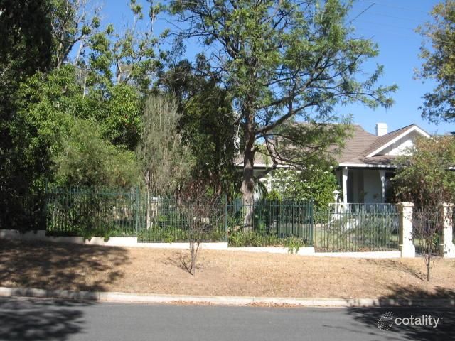 16 Simpson Rd, Wattle Park, SA 5066