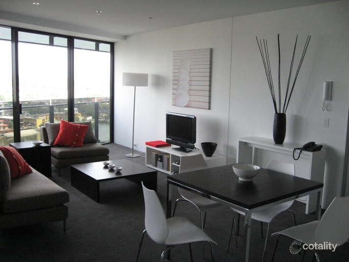 1096/9 Ferny Ave, Surfers Paradise, QLD 4217