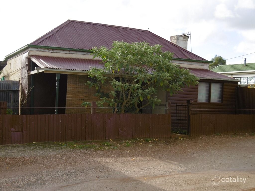 8 Kurrajong St, Wirrabara, SA 5481