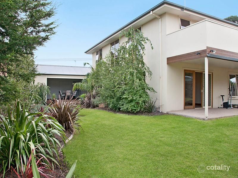 62 Coveside Ave, Safety Beach, VIC 3936