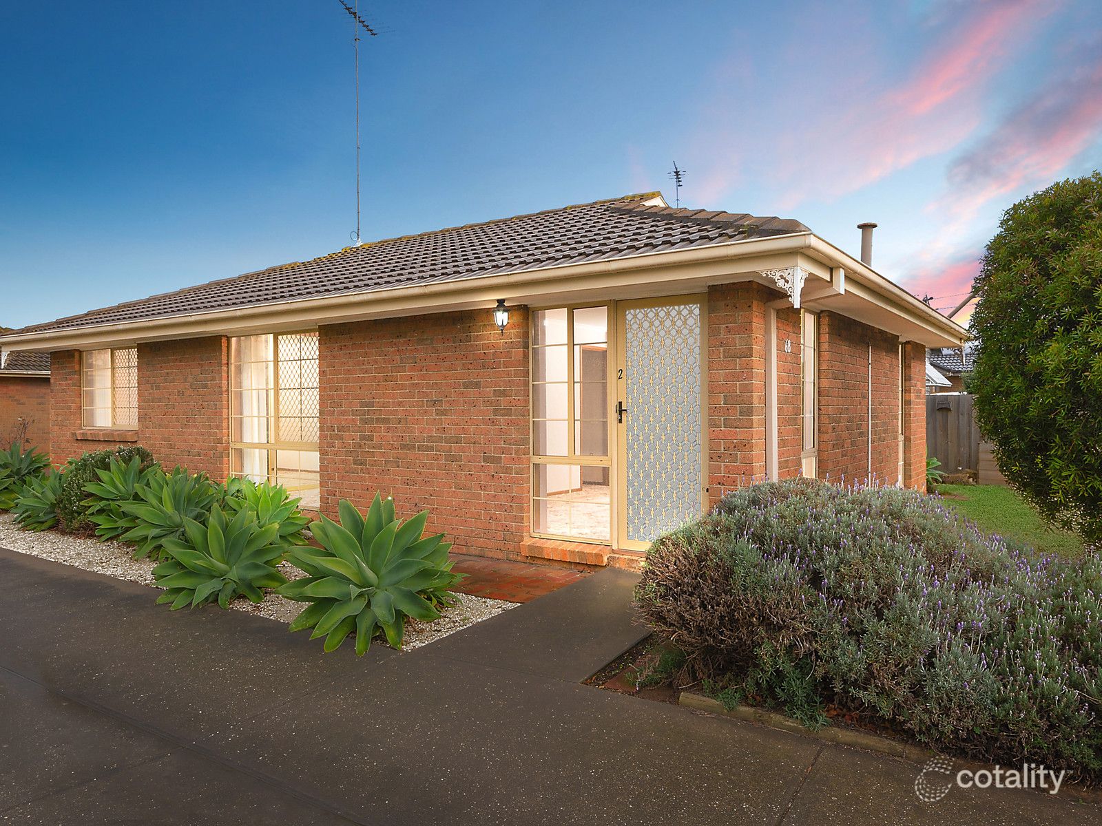 2/68 Watsons Rd, Newcomb, VIC 3219