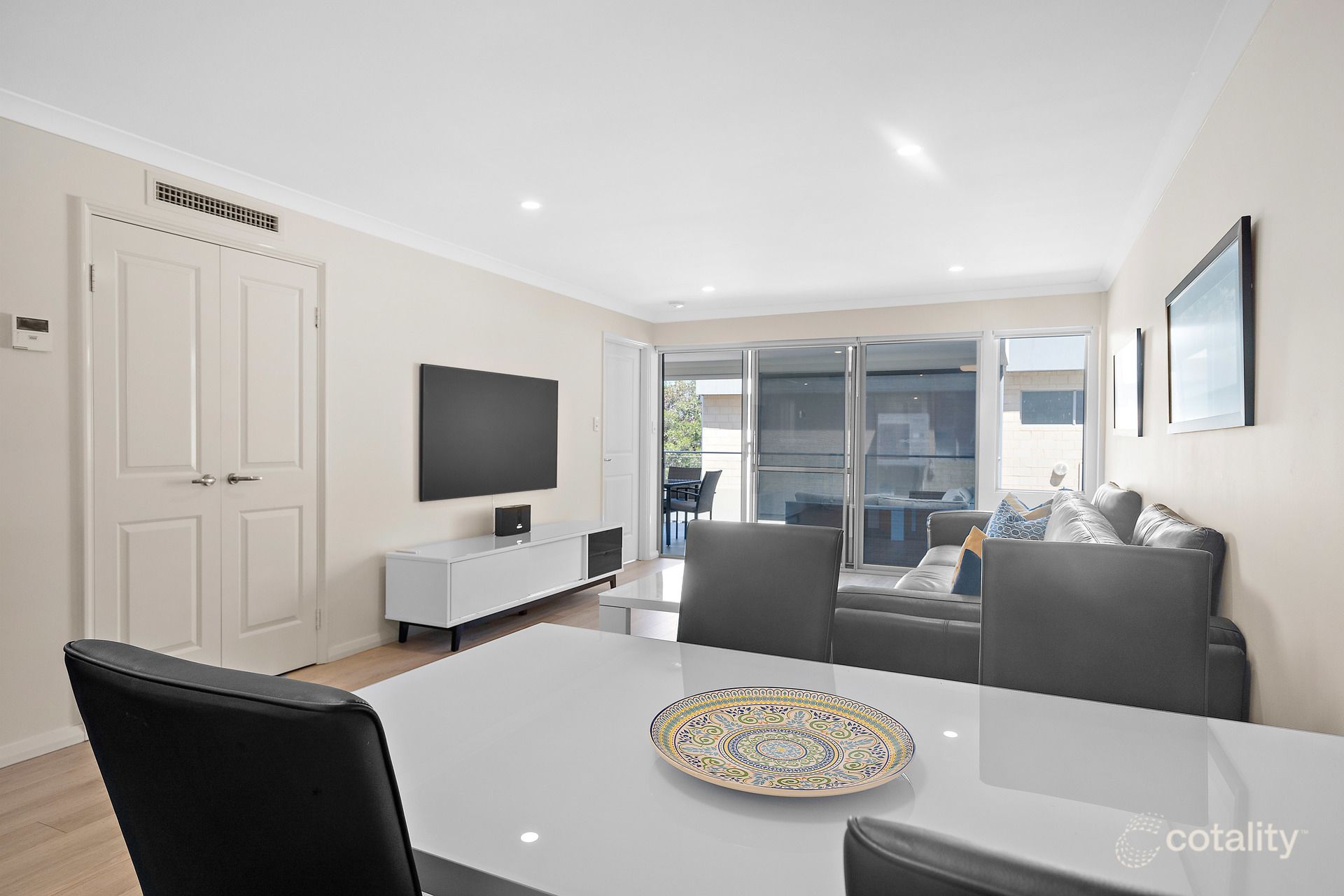 10/22 May St, Scarborough, WA 6019