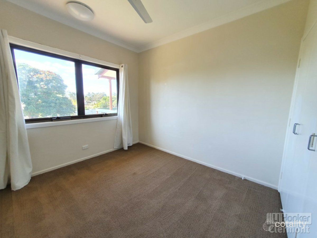 6 Derrett Ct, Clermont, QLD 4721